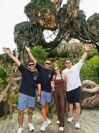 Dra. Amanda Vitorino em viagem com amigos